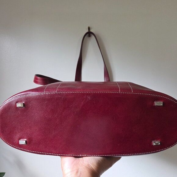 NWT CAROLEE DEEP RED LEATHER TOTE BAG SIZE LARGE - Picture 7 of 16